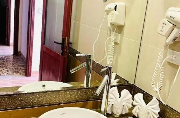 Hotel Tuan Chau Havana 2*